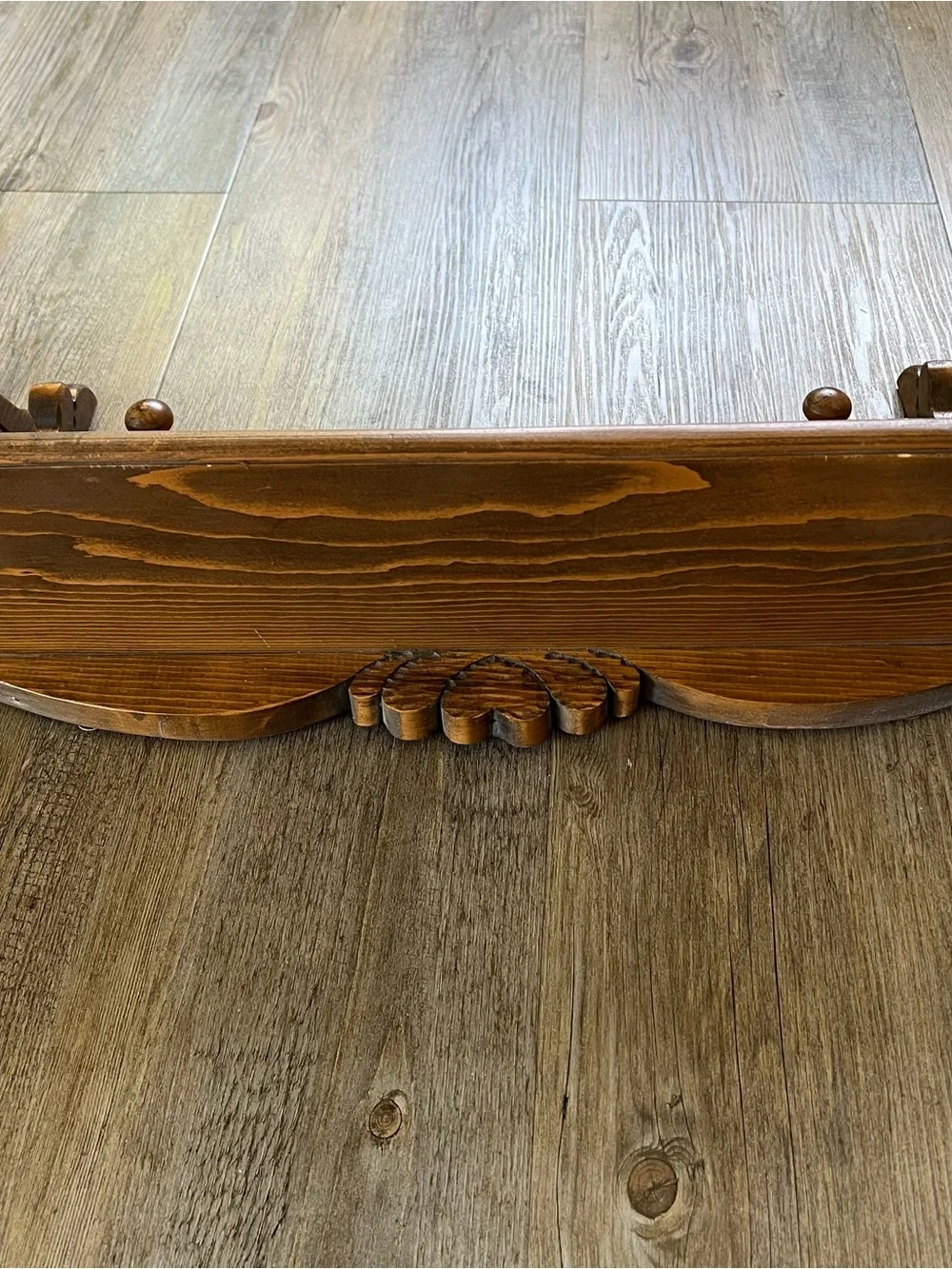 Wooden Shelf With Hearts And Hanging Pegs, Display, Scroll